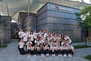 group photo osaka luxembourg pavilion